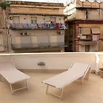 Colonna Bed فندق مبيت وإفطار 3*