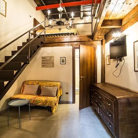 Colonna Bed Neapel